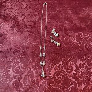Elegant Silver Crystal Necklace and Earring Set